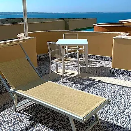 Bed & Breakfast Dimora Di Mare 3*
