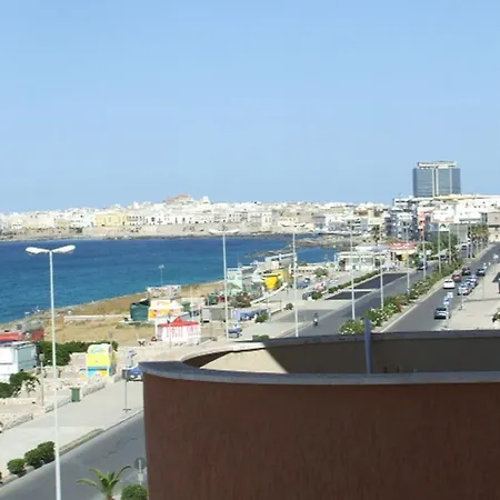 Alojamento de Acomodação e Pequeno-almoço Dimora Di Mare