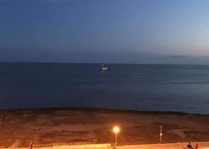 Dimora Di Mare Bed & Breakfast 3*